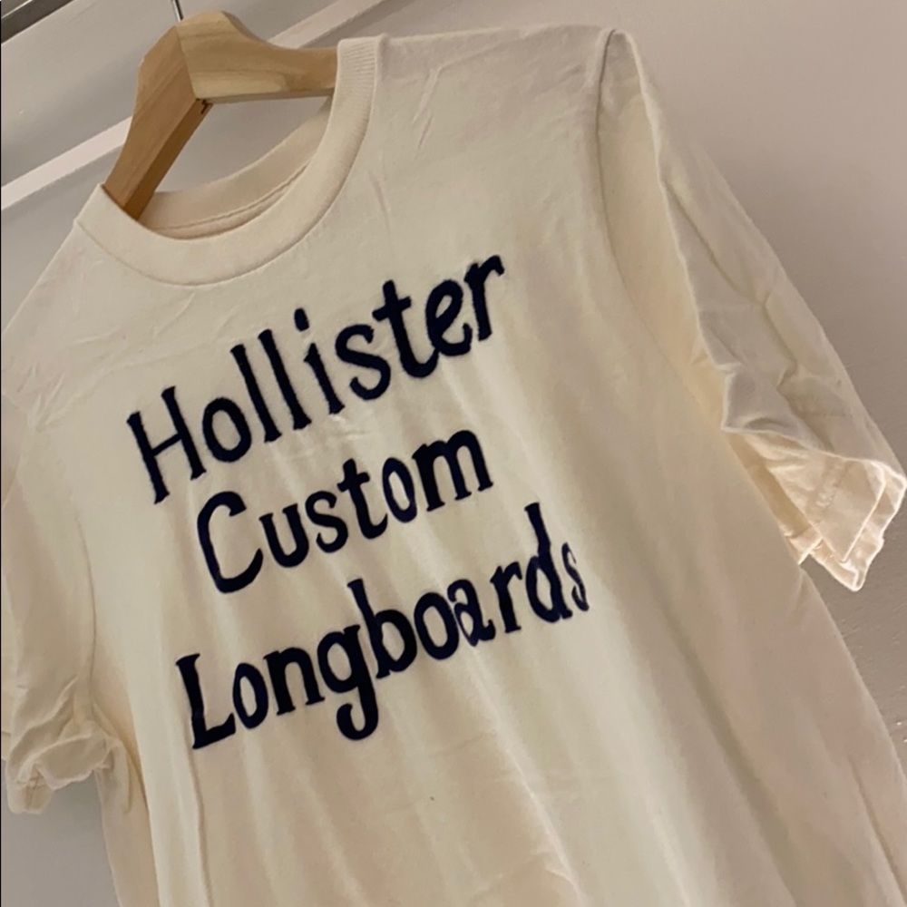 Hollister White Short Sleeve Muscle Tee